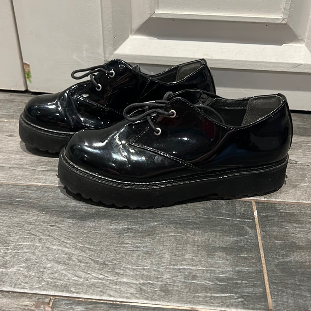 Japanese XL (8.5) Patent leather platform shoes